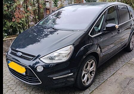 Ford S-Max 2,0 TDCi 120kW DPF Titanium Titanium
