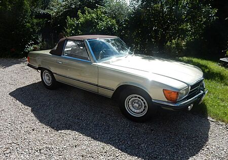 Mercedes-Benz 280 SL Cabrio mit Hardtop