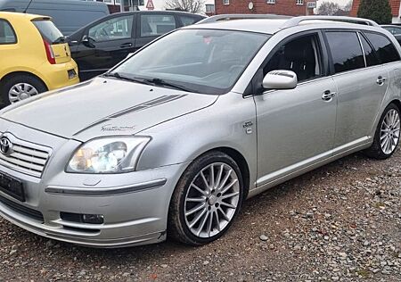 Toyota Avensis Kombi 2.2 D-CAT Executive