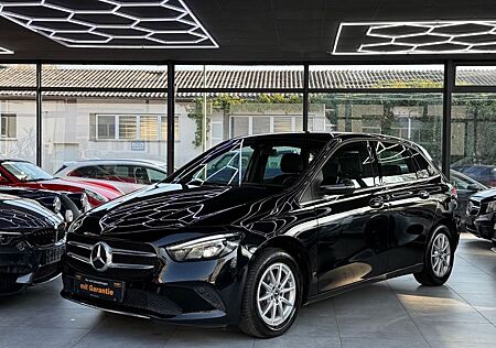 Mercedes-Benz B 180 B 180d AUTOMATIK LED NAVI LEDER SPORT TEMP EURO6