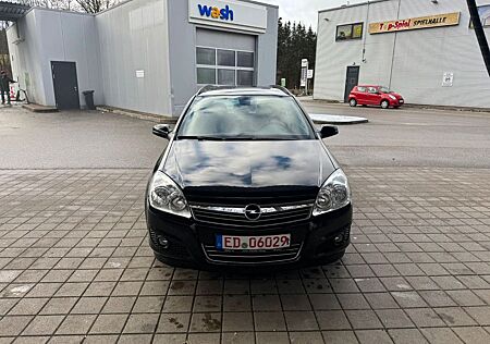 Opel Astra H Caravan Edition
