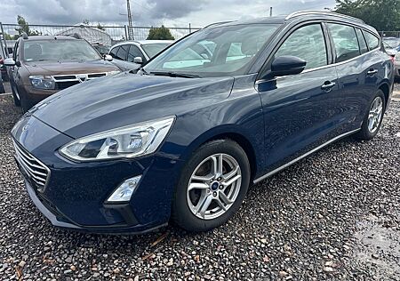 Ford Focus Turnier Cool & Connect Automatikgetriebe