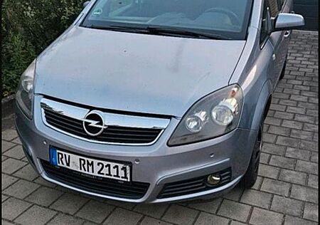 Opel Zafira 1.9 CDTI 88kW -