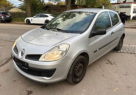 Renault Clio Expression 1.2 16V 55kW KLIMA