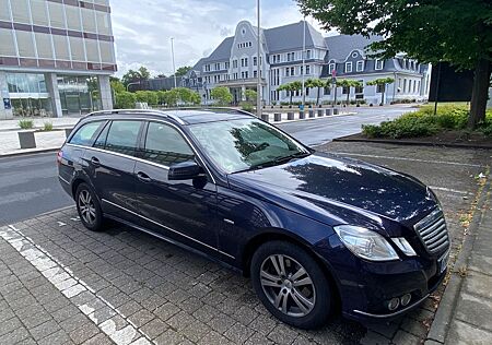 Mercedes-Benz E 220 CDI T BlueEFFICIENCY AVANTGARDE AVANTGARDE