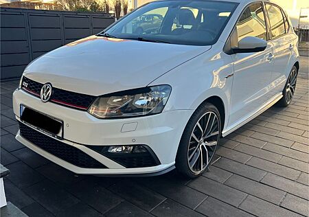 VW Polo Volkswagen 1.8 TSI GTI