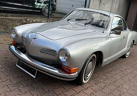 Volkswagen Karmann Ghia