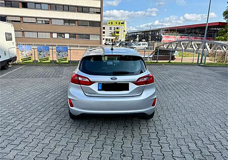 Ford Fiesta Cool & Connect SYNC Navi Klima PDC