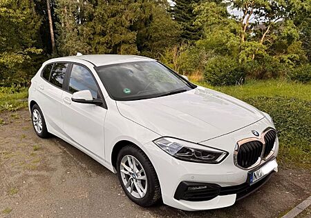 BMW 118i -