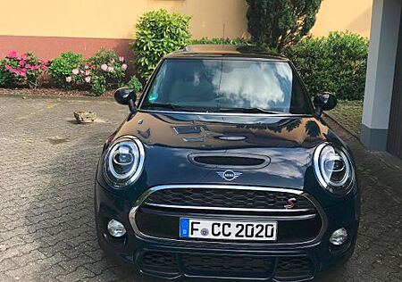 Mini Cooper S John Cooper Works Ausstattung