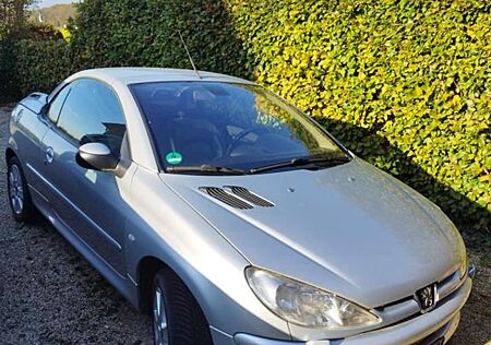 Peugeot 206 CC Platinum 110 Automatik Platinium