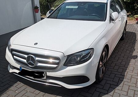 Mercedes-Benz E 220 d 4MATIC T Automatik Winter+Sommerreifen