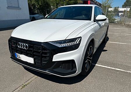 Audi SQ8 TDI quattro tiptronic -