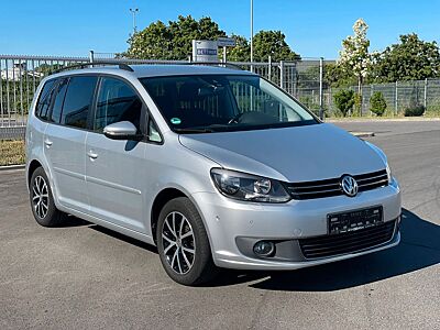 Volkswagen Touran 1,6 DSG Navi Kamera SH 2.Hand