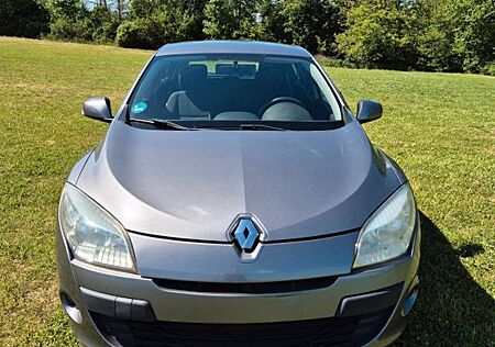 Renault Megane Expression 1.6 16V 100 Expression