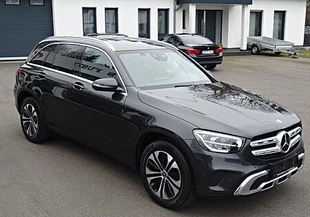 Mercedes-Benz GLC-Klasse GLC 200d LEDER,NAVI,LED,AUT,KAM,DISTRON,AHK,1HAN