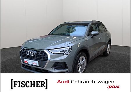 Audi Q3 45TFSIe S tronic LED AHK Navi SHZ Rear View A
