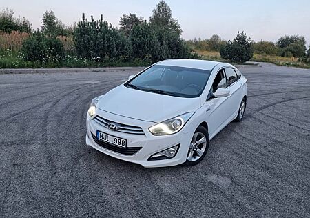 Hyundai i40 cw 1.7 CRDi Style blue 100kW Style