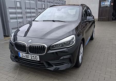 BMW 218d Active Tourer Advantage HiFi LED Navi Shz