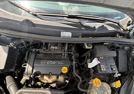 Opel Corsa 1.4 Twinport Sport Sport