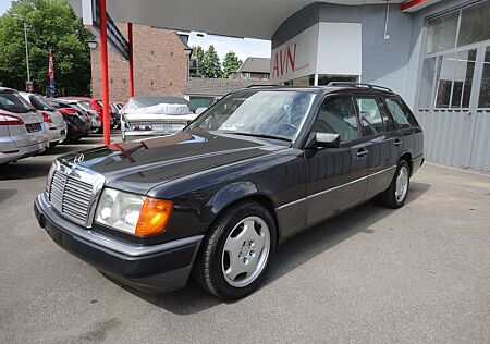 Mercedes-Benz E 230 TE Leder+Klima+ESD+SHZ H-Zulassung