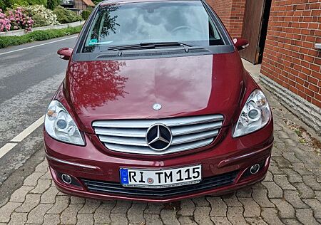 Mercedes-Benz B 150 -
