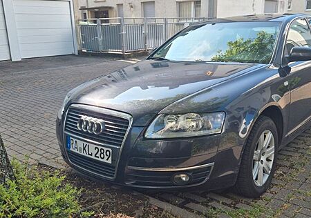 Audi A6 2.4 -