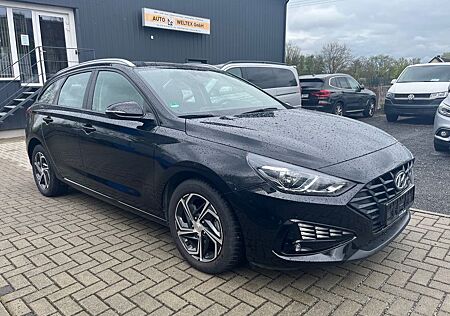 Hyundai i30 cw Select Mild-Hybrid