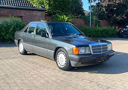 Mercedes-Benz 190 W201 190E 2.6 SPORTLINE OLDTIMER SCHIEBEDACH