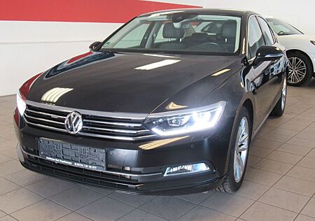 VW Passat Volkswagen 2.0TDI Lim. Comfortline BMT-Leder,LED,Nav