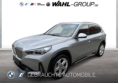 BMW iX1 xDrive30 xLine | Navi LED AHK PDC Sitzhzg.