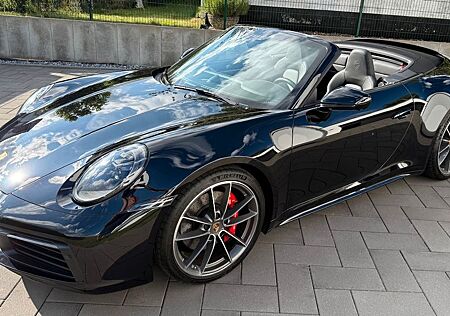 Porsche 992 4S Cabrio, Bose, Liftsystem, LED Matrix,