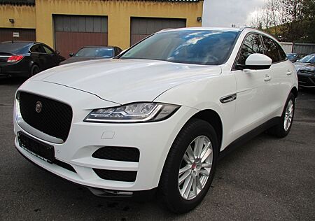Jaguar F-Pace Pure AWD LED PDC Panorama Kamera Navi