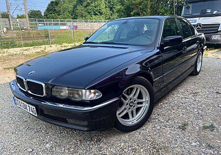 BMW 740i A