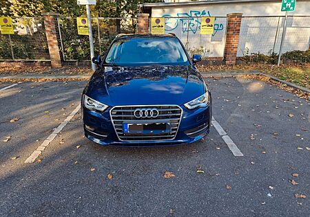 Audi A3 1.4 TFSI S tronic Attraction Sportback At...