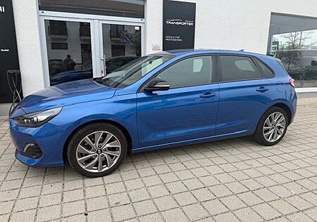 Hyundai i30 1.4 M/T Passion +