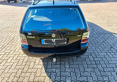 VW Passat Variant Volkswagen 2.0 Basis Variant Basis