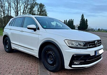 VW Tiguan Volkswagen 1.4 TSI SOUND R-Line DSG AHK