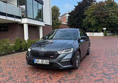 Skoda Octavia 2.0 TDI DSG RS Plus Combi RS