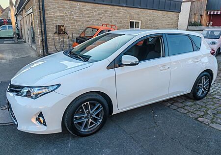 Toyota Auris Edition