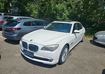 BMW 750Li | V8 Biturbo | Top-Ausstattung