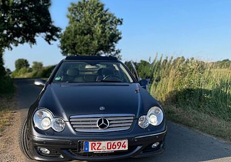 Mercedes-Benz 230 gebraucht kaufen Mercedes-Benz 230