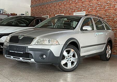 Skoda Octavia Combi Scout 4X4-2.0TDI-AHK-Tempomat-Alu