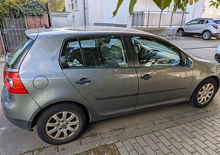 VW Golf Volkswagen 1.6 FSI Individual Individual