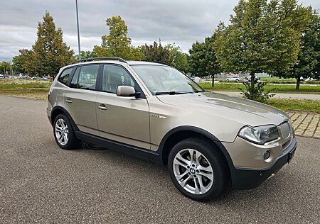 BMW X3 Baureihe 3.0 sd