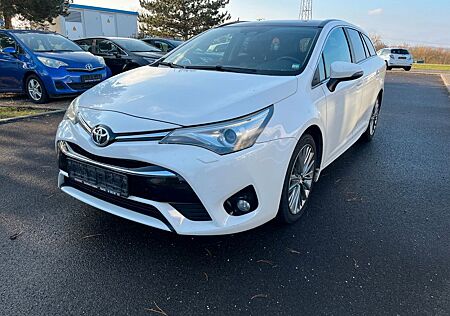 Toyota Avensis 2,0-l-D-4D Executive Touring Sports