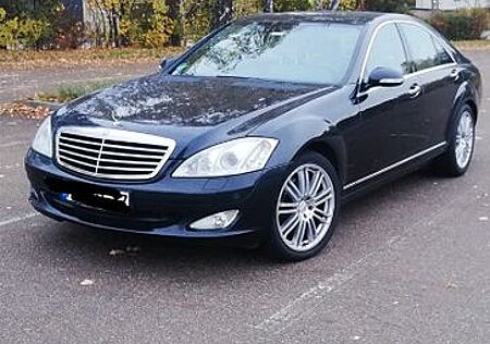 Mercedes-Benz S 320 CDI -