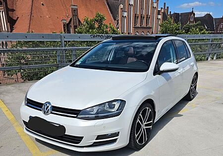 VW Golf Volkswagen 2.0 TDI DSG BMT * LEDER*PANORAMA*KEYLESS GO