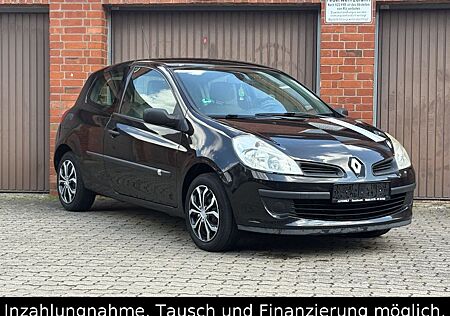 Renault Clio III Expression Klima,Anhänger,Elek.Fenster,