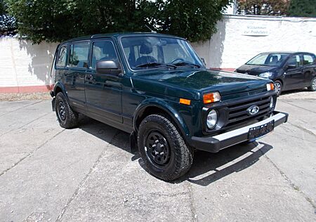 Lada Taiga 5Türen  4x4*AHZV*SV*el.FH*EURO6